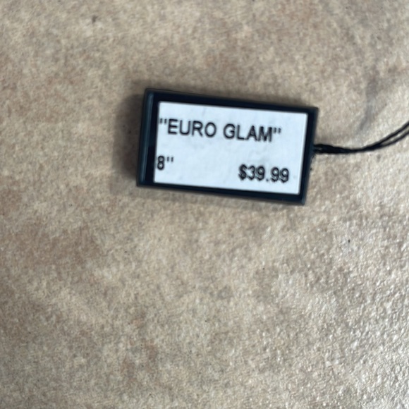 8 inch/20 cm braided gold tone bracelet with silver tone accents never worn - Picture 5 of 5